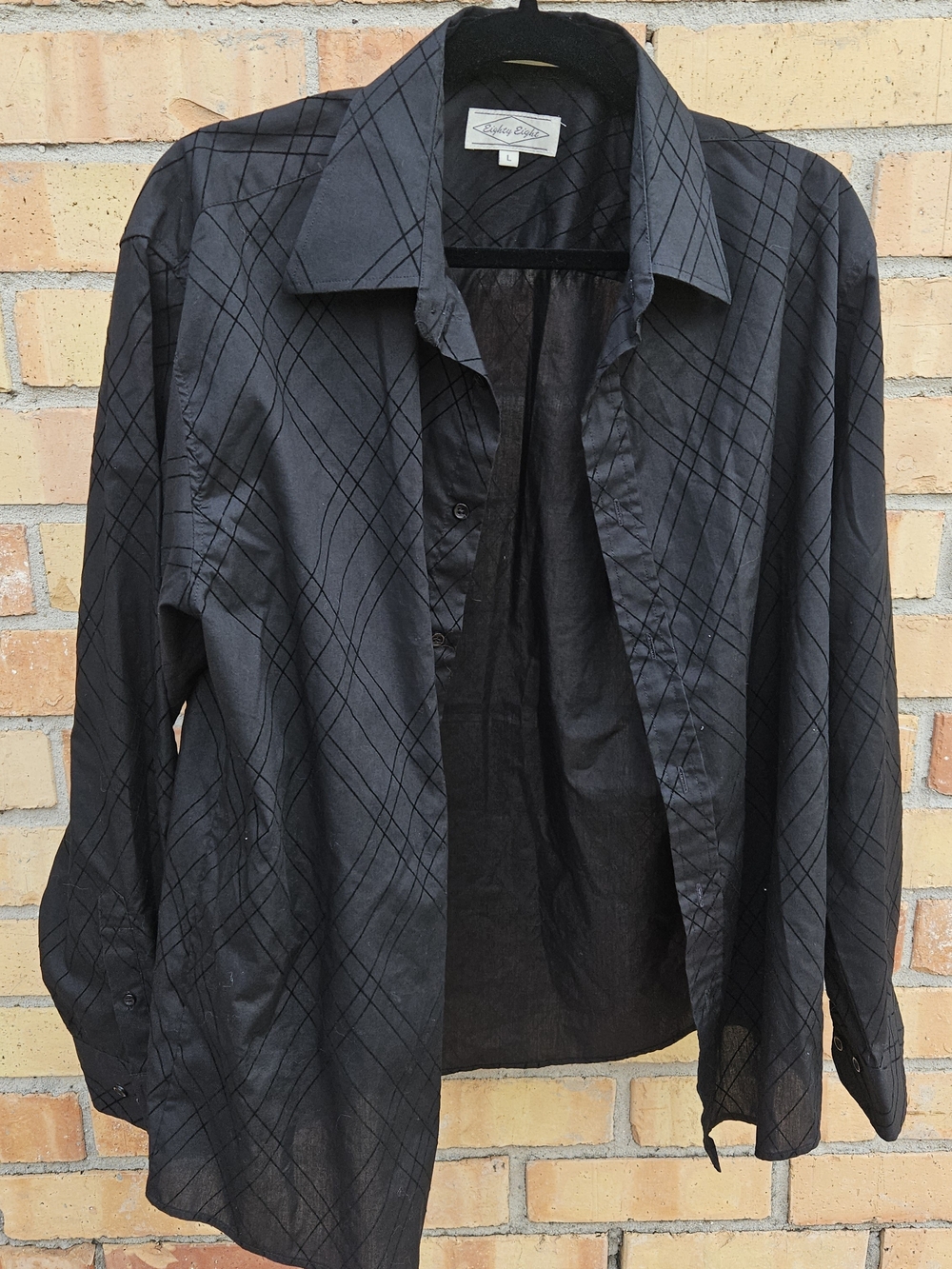 Black Crisscross Pattern Button-Up Shirt